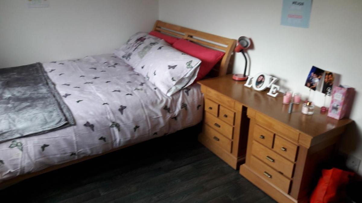 برايْ Sidmonton B&B المظهر الخارجي الصورة