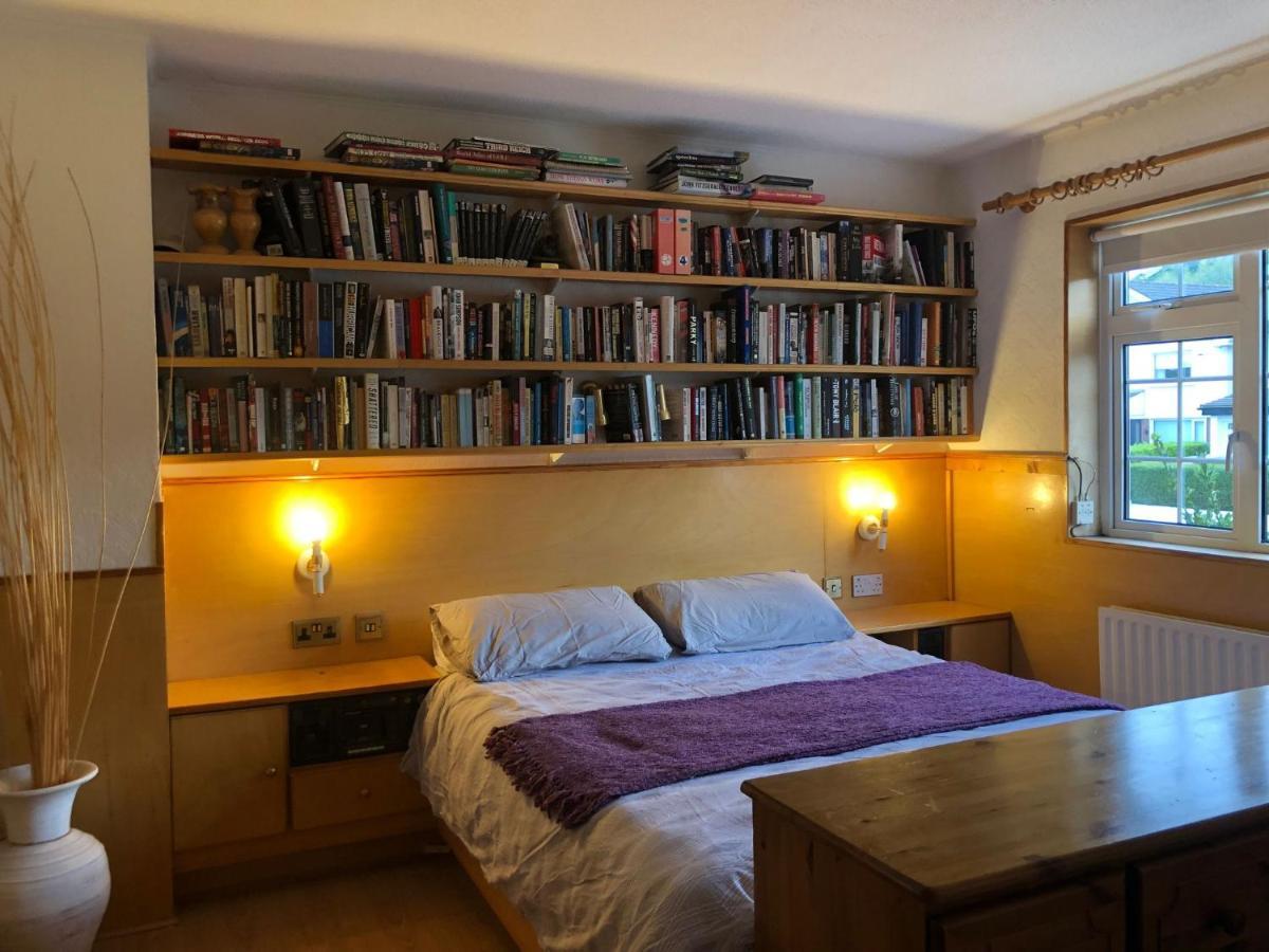 برايْ Sidmonton B&B المظهر الخارجي الصورة