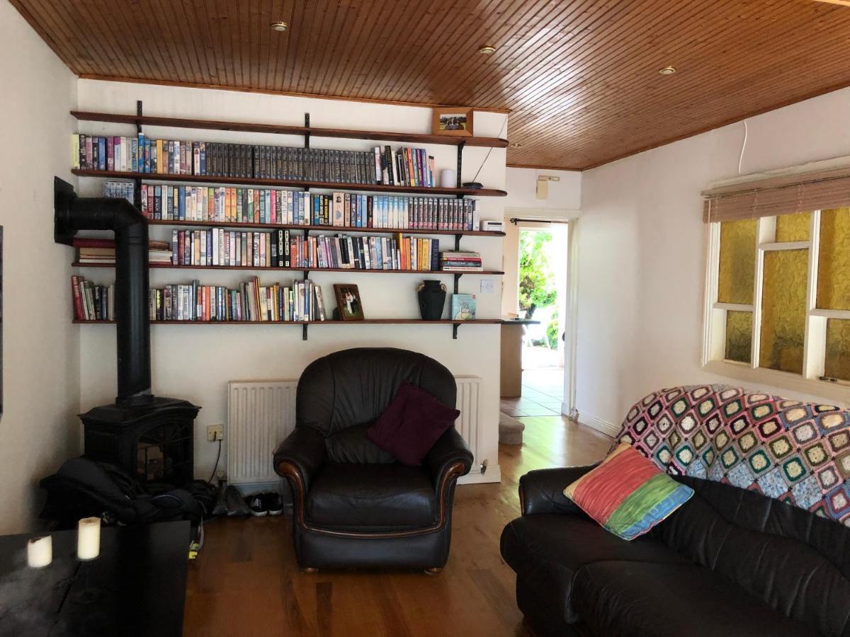 برايْ Sidmonton B&B المظهر الخارجي الصورة