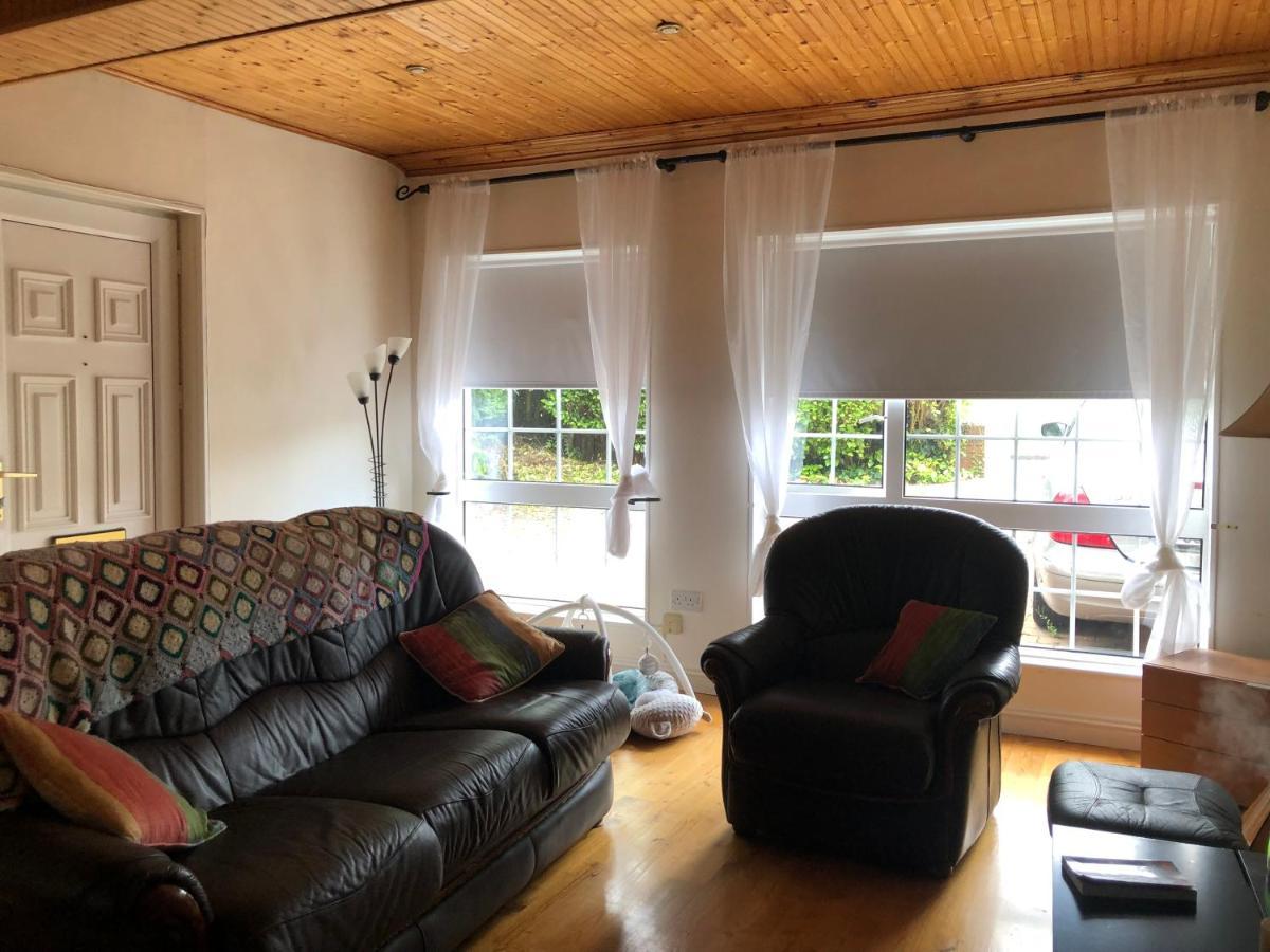 برايْ Sidmonton B&B المظهر الخارجي الصورة